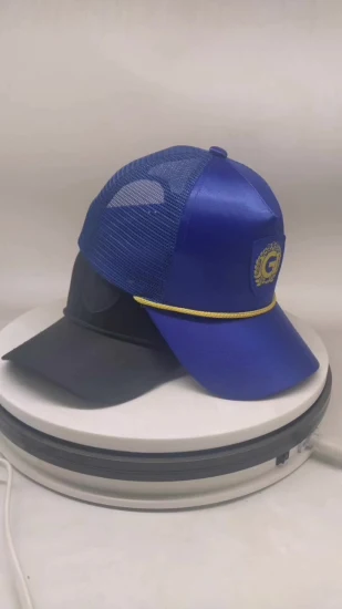 Boné de beisebol com corda de logotipo de PVC de borracha com 5 painéis esportivos personalizados da moda, chapéu perfurado com furo perfurado com corte a laser à prova d'água, chapéu azul marinho com borda curva